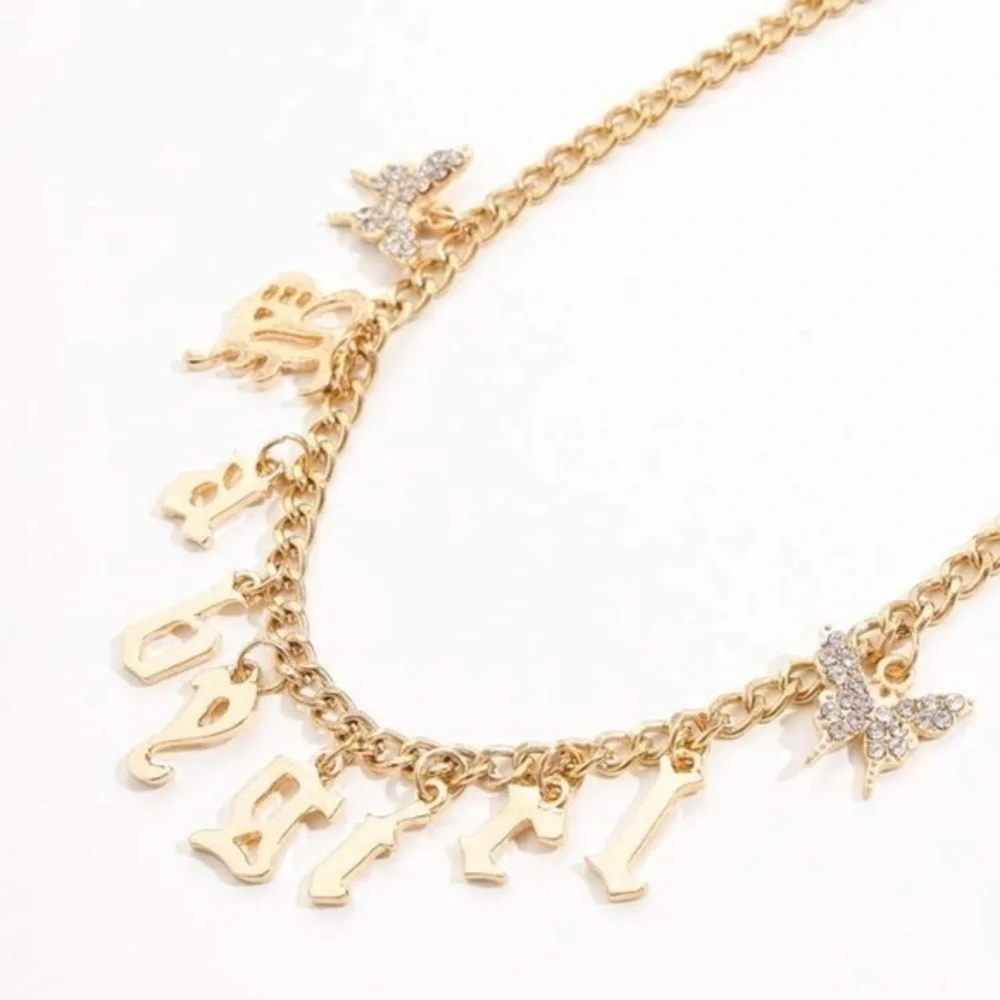 3/$30 💛 Babygirl Butterfly Charm Necklace